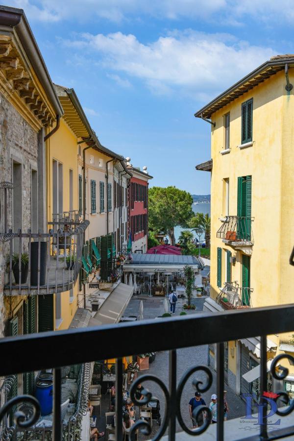 Desenzanoloft Official Partner Marriott Homes & Villas - Queen Of Sirmione Castle View Exterior photo